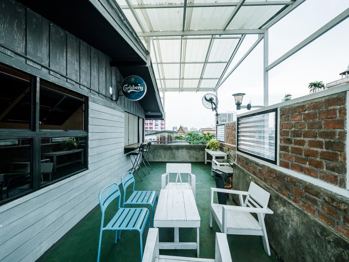 Zeds Hostel Бангкок Экстерьер фото
